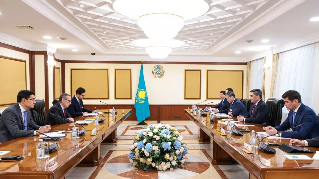 Бектенов: Үкімет инвесторларға жан-жақты қолдау көрсетеді