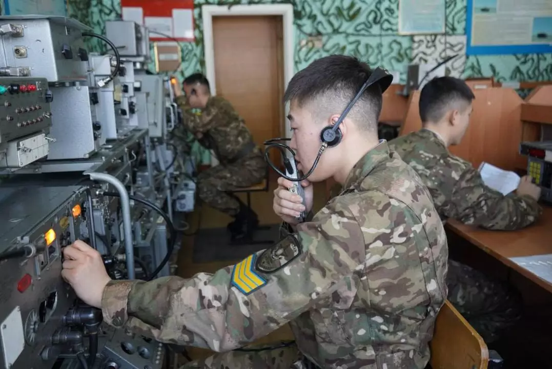 День военного связиста отмечают в Казахстане