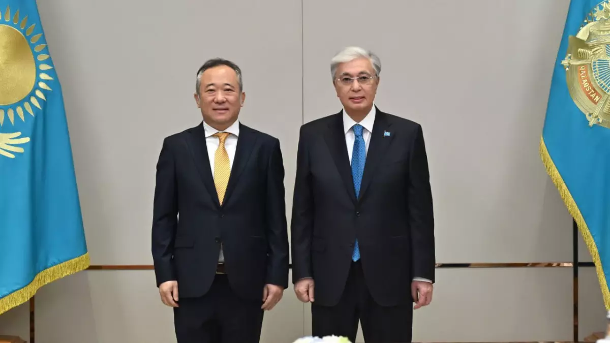 Тоқаев Бейжің Тіл және мәдениет университетінің президентін қабылдады