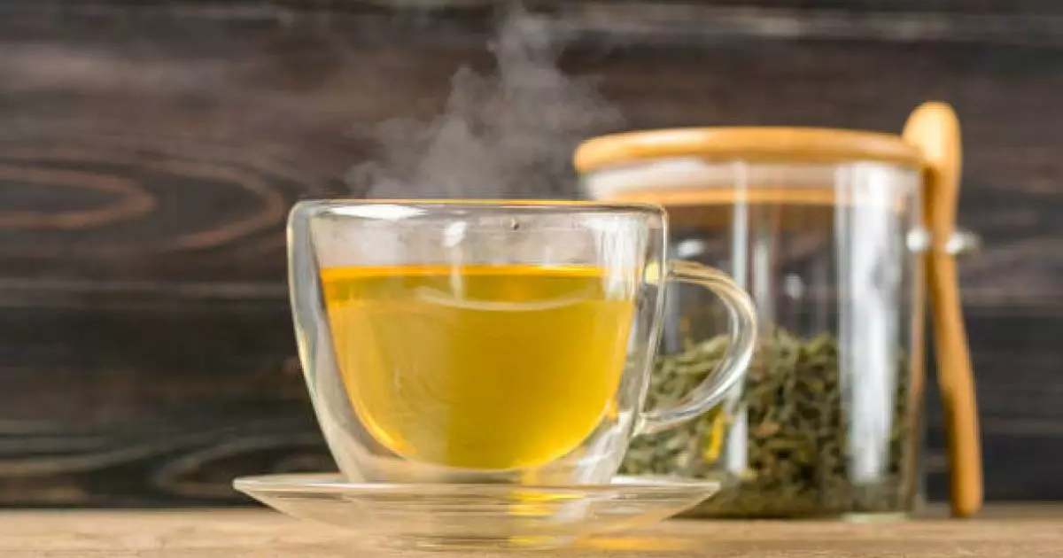  Дәрігер жасыл және қара шайдың пайдасын салыстырды 