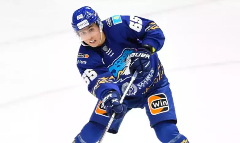 Хоккеист "Барыса" вошёл в десятку лучших КХЛ