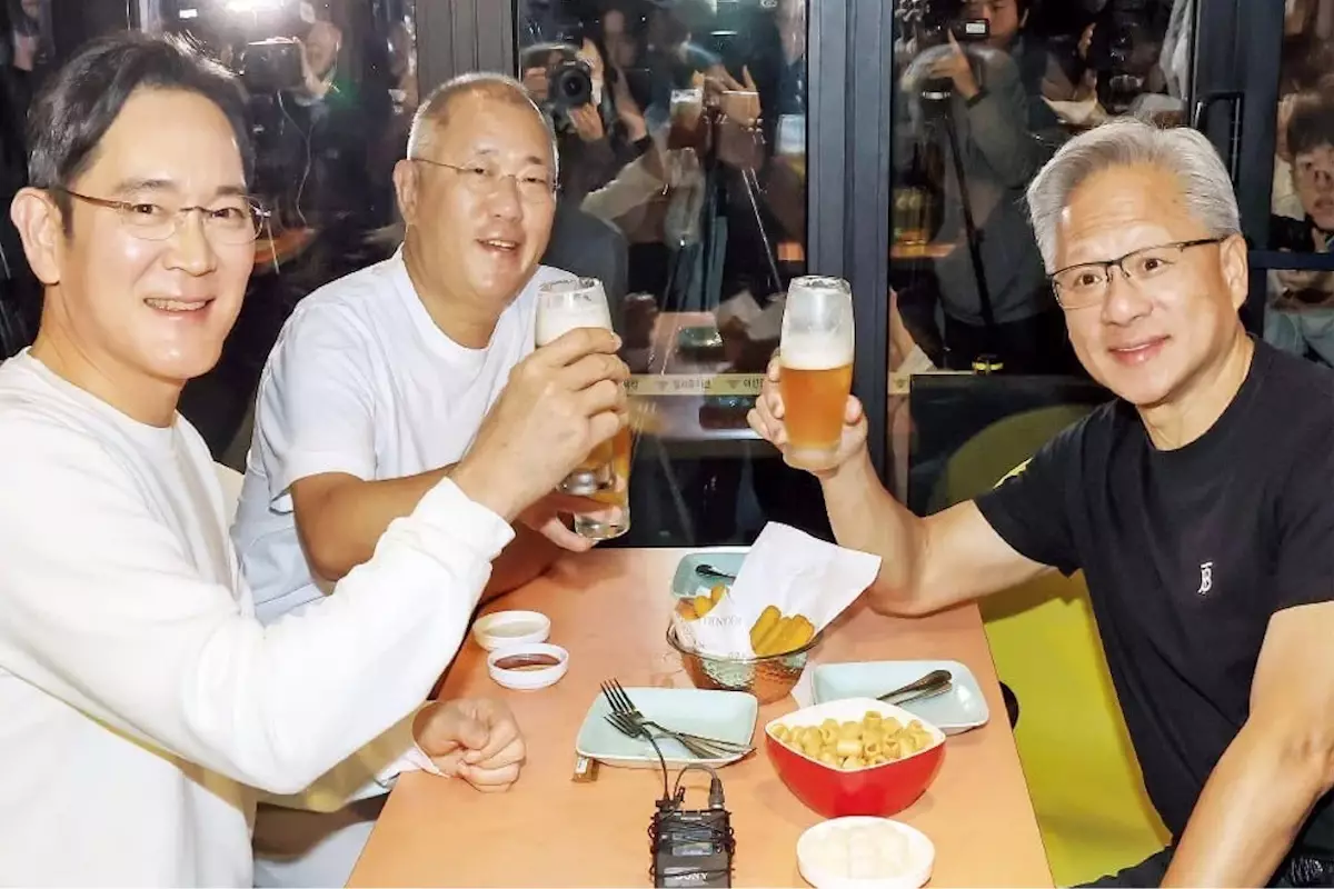 Глава Nvidia отпраздновал достижение $5 трлн капитализации и выпил пива с лидерами Samsung и Hyundai 