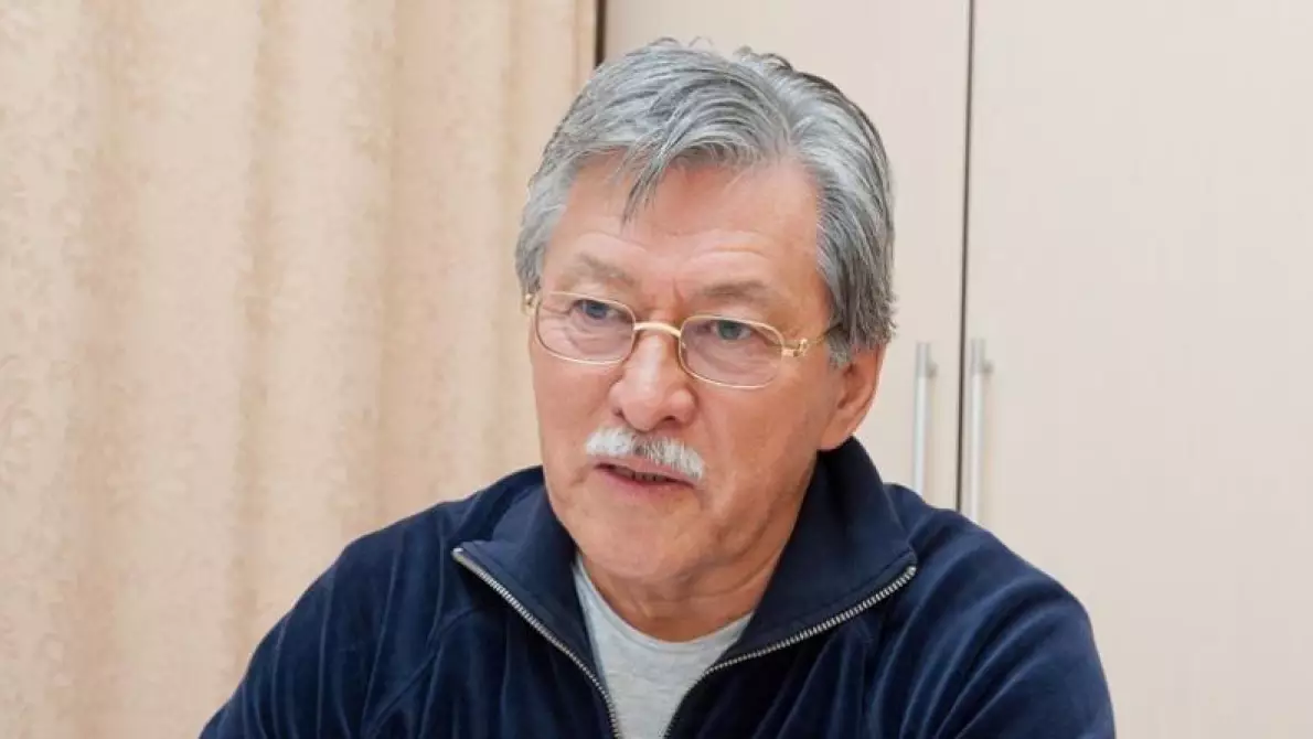 Досхан Жолжақсынов: "Діннің қадірін осылай құртады"