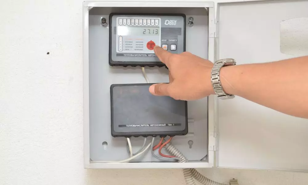 Казахстан установит 4 миллиона “умных” счётчиков к 2027 году — экономия составит 57 млрд тенге