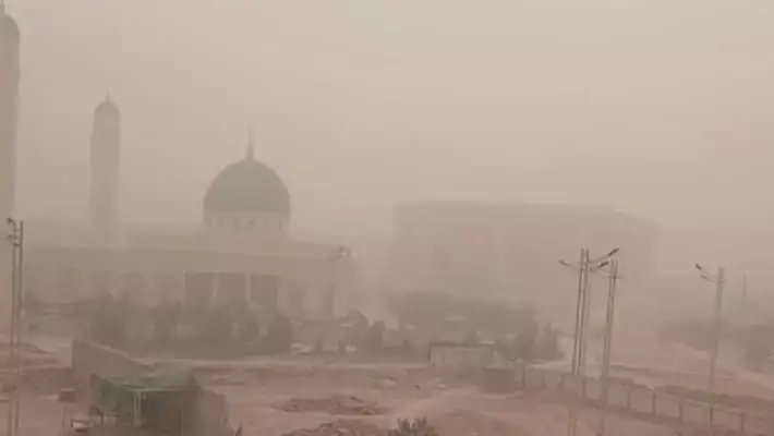 Пыльная буря из южных регионов достигла Ташкента