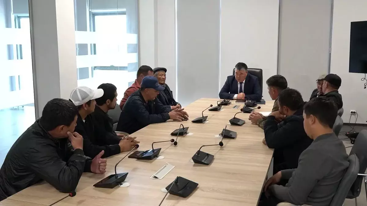 Берешегі 10 млрд теңгеге жуықтаған: Түркістан облысының шаруалары субсидияның кешіккеніне наразы