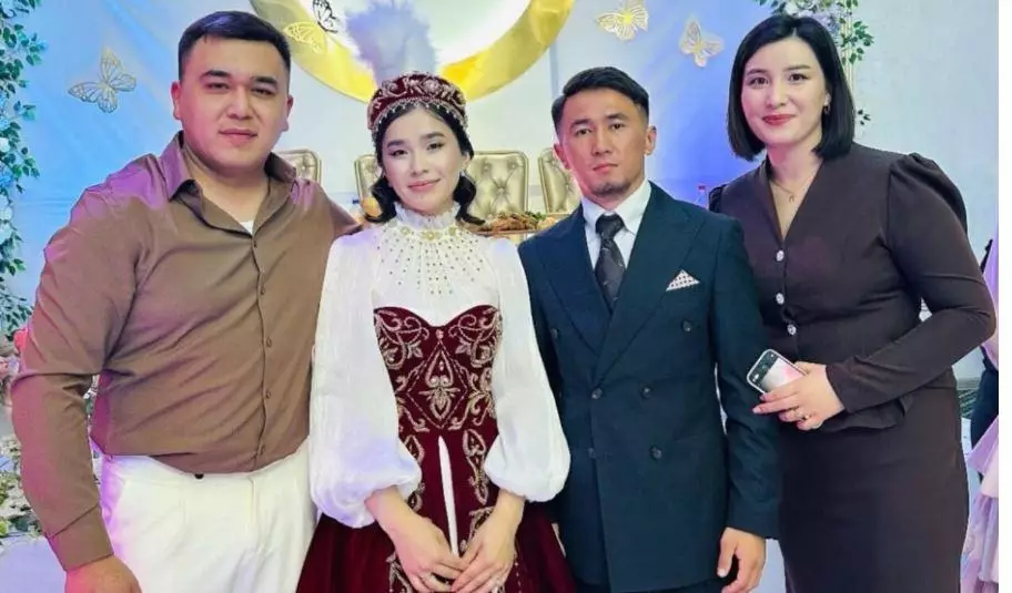 Боксшы Махмұд Сабырхан тағы да үйленді