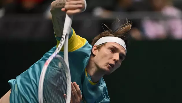 Выдающийся год: что пишут о первом полуфинале Бублика на "Мастерсе" в Париже