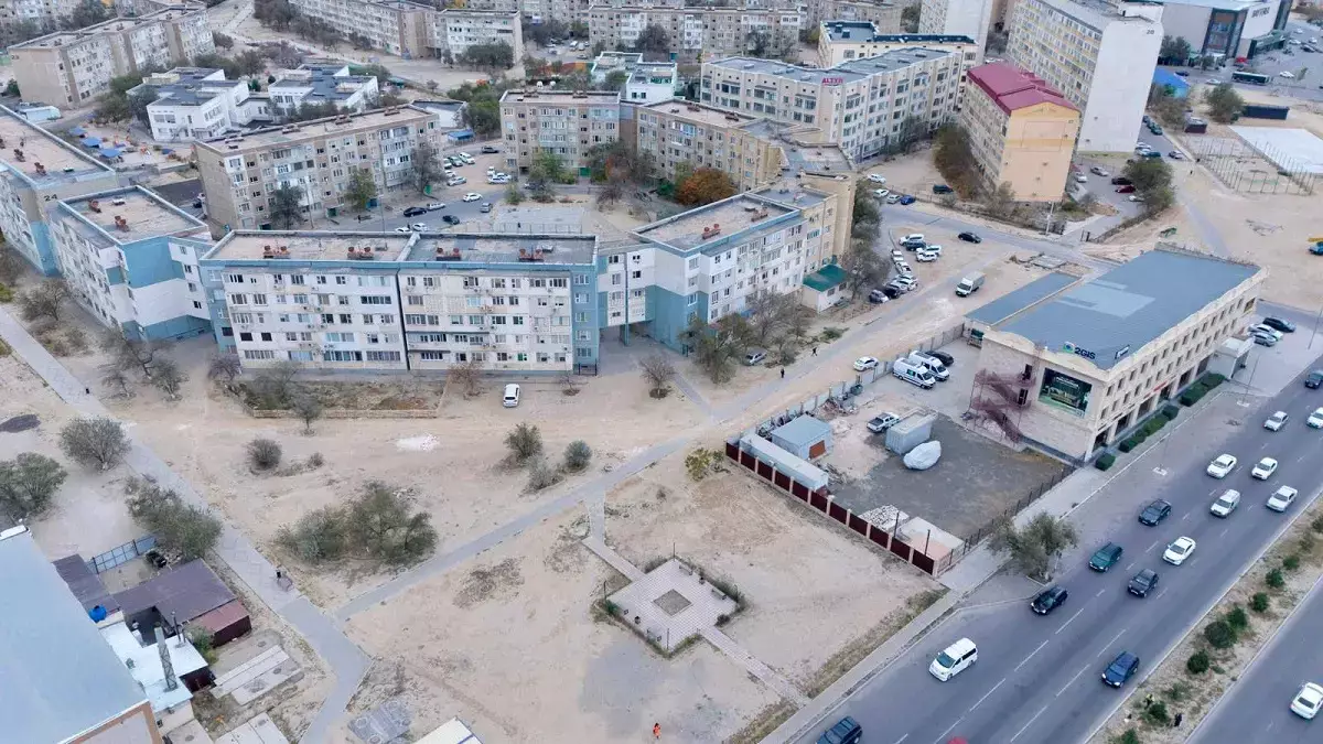 Сотни квадратных метров: в Актау неосвоенные земельные участки возвратят государству - новости на Lada.kz 31.10.2025
