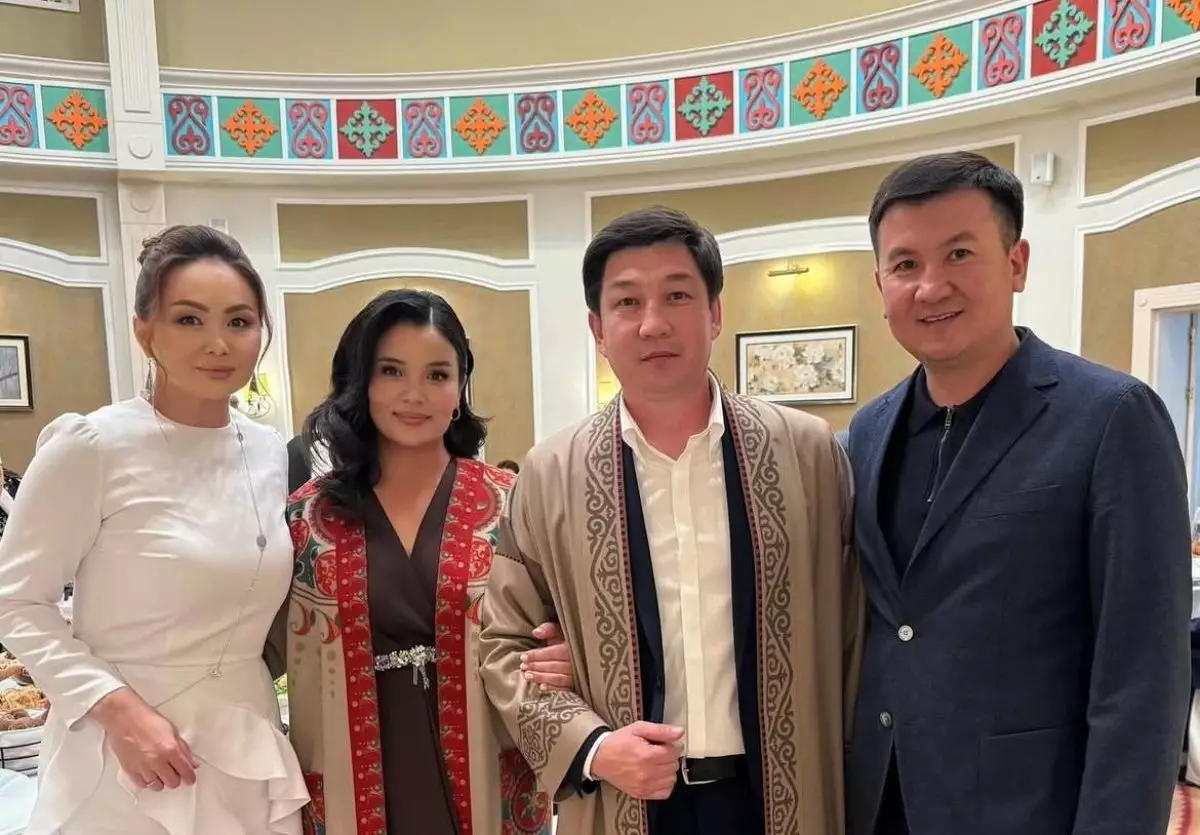 «Бір-бірімізді ұнаттық»: Гүлназ Әлімгерей жаңа құдаларын көпшілікке таныстырды (ВИДЕО)