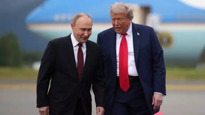 Трамп Ресейдің қатаң талаптарына байланысты Путинмен кездесуін тоқтатты