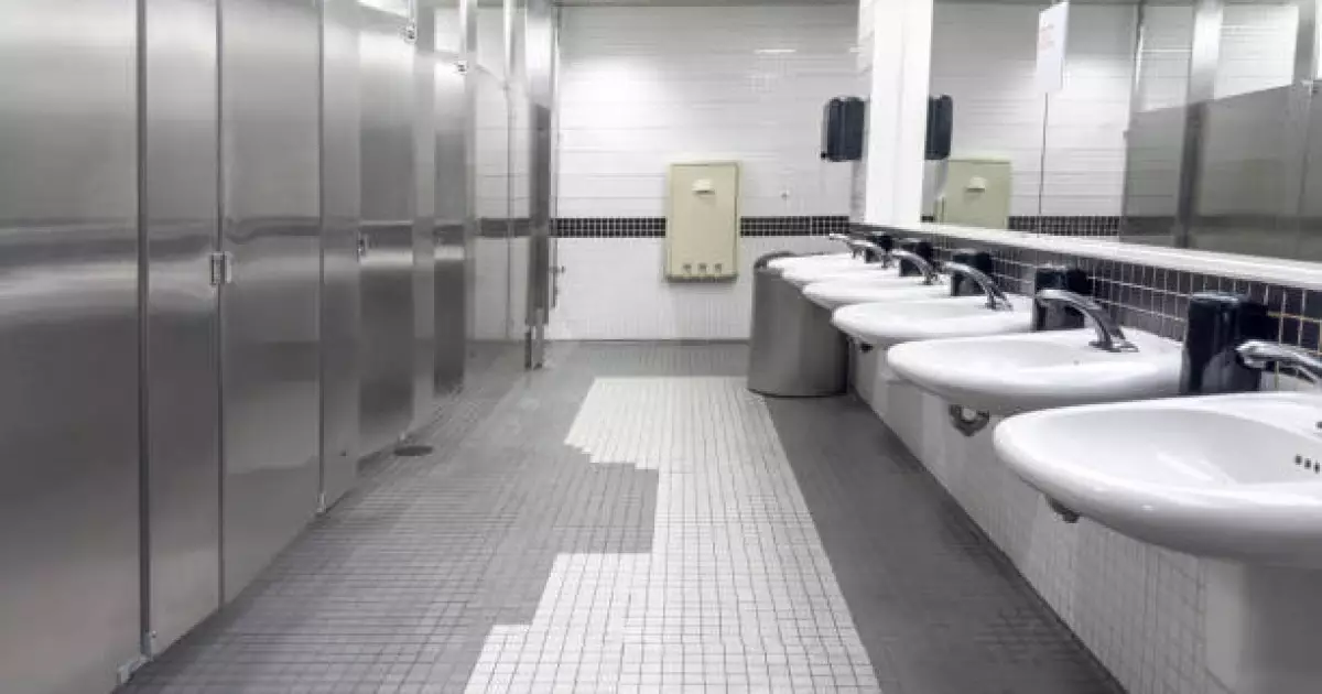   Көкшетаудағы колледжде оқитын 16 жастағы баланың мәйіті дәретханадан табылды   