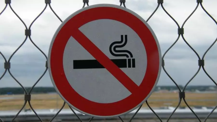 Дүние жүзінде алғашқы мемлекет темекіге түбегейлі тыйым салды