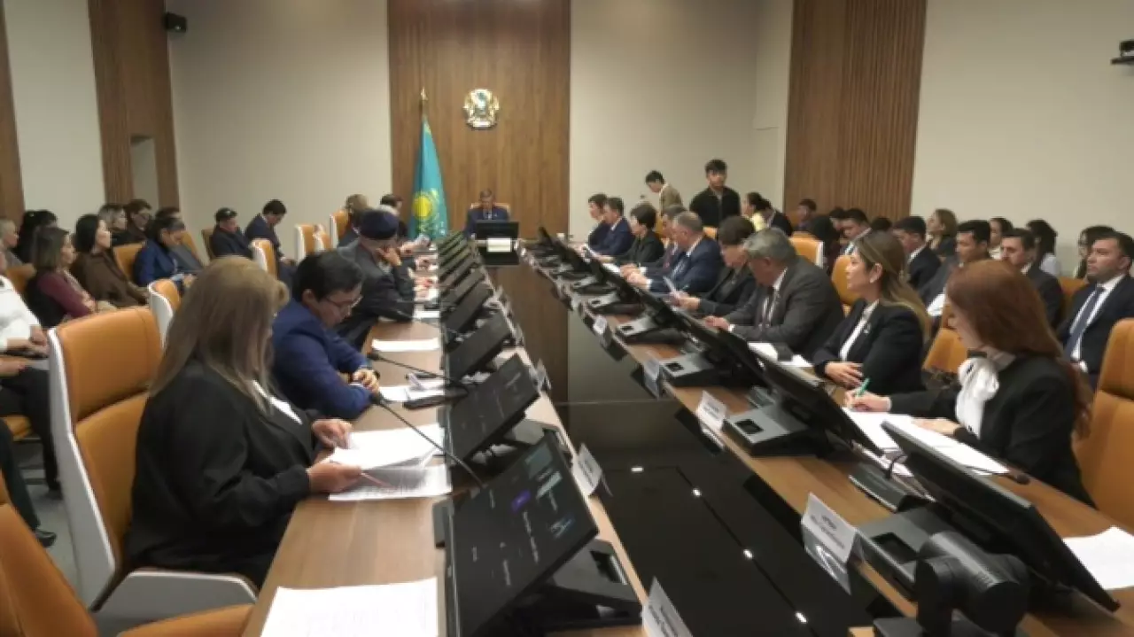 Сенаторы обсудили развитие исторического туризма в Мангистау