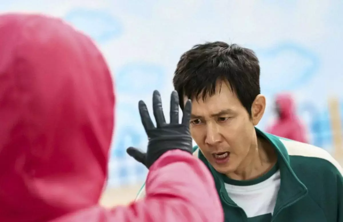 Мошенники создали фейк актера из «Игры в кальмара» и украли миллионы