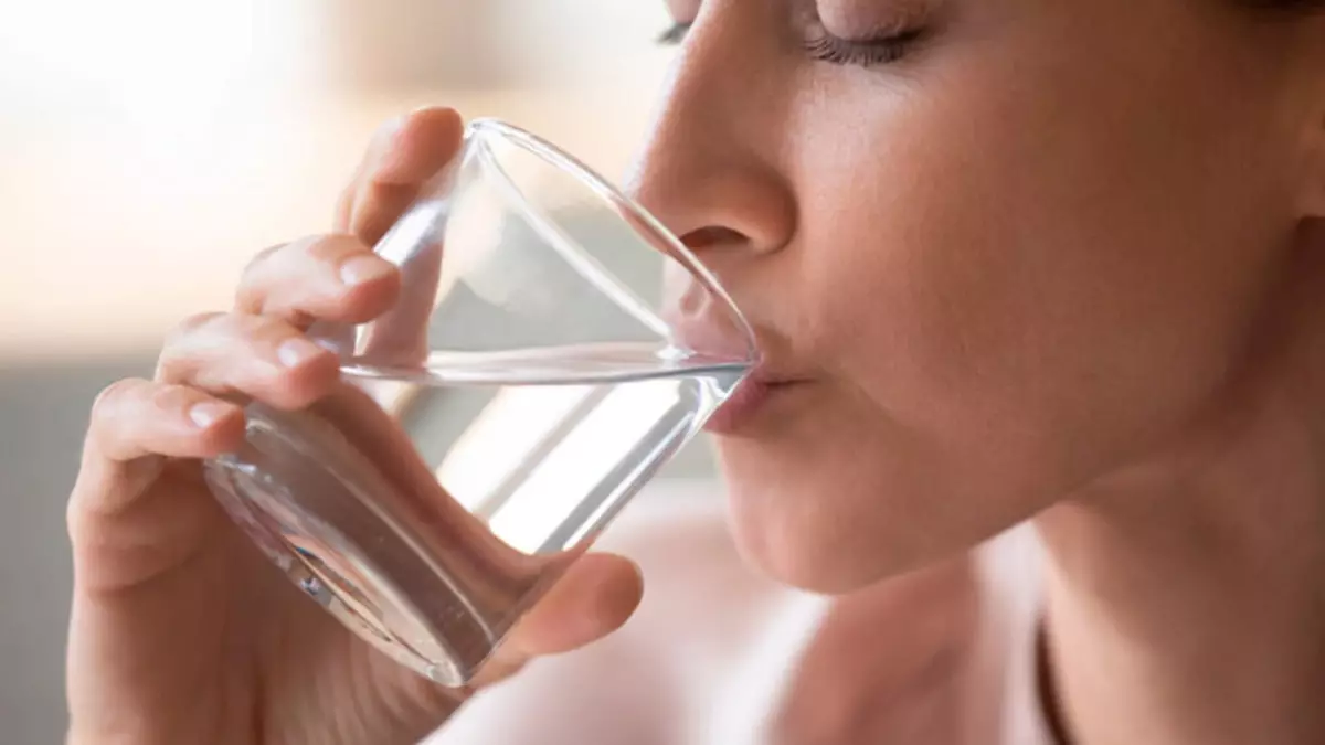 Жапондар диетасыз арықтататын су ойлап тапты