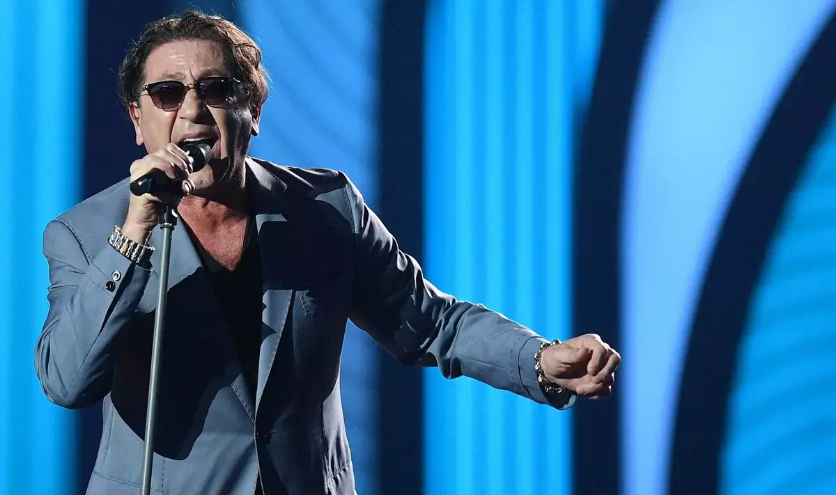 Минимум 4 литра алкоголя на концерт: раскрыты подробности стандартного райдера Григория Лепса - новости на Lada.kz 01.11.2025