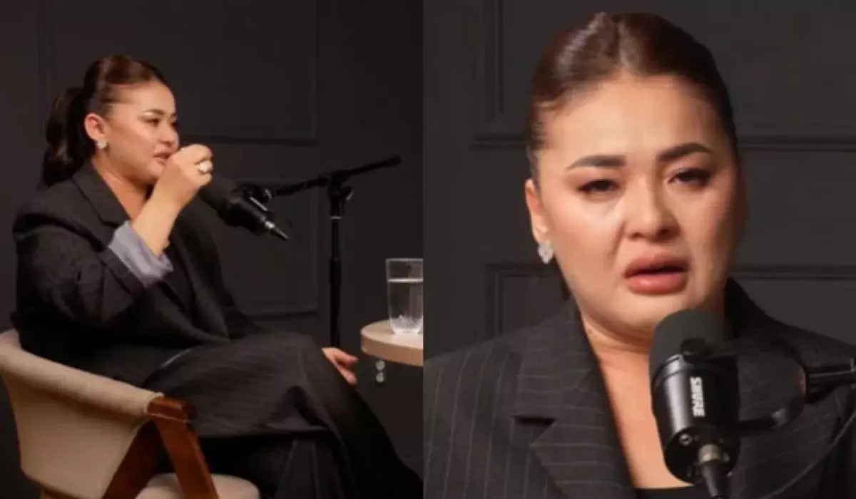 «Бәрімізді блоктап тастаған»: Мөлдір Мұқанова Тұрсынбекті сағынатынын айтып жылады (ВИДЕО)