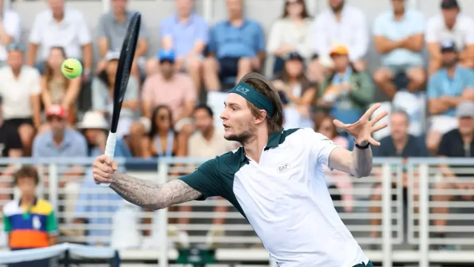 Бублик гарантировал себе звание "запасного" на Итоговый турнир АТР