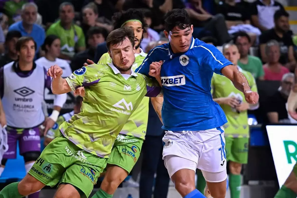 Казахстанский клуб проиграл действующему победителю футзальной Лиги чемпионов