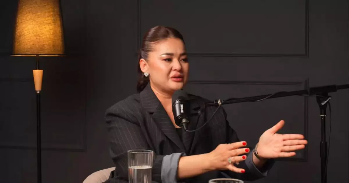   «24-қабаттан секіргім келді»: Мөлдір Мұқанова әзілкеш Тұрсынбек Қабатовтың опасыздығы жайлы айтты   