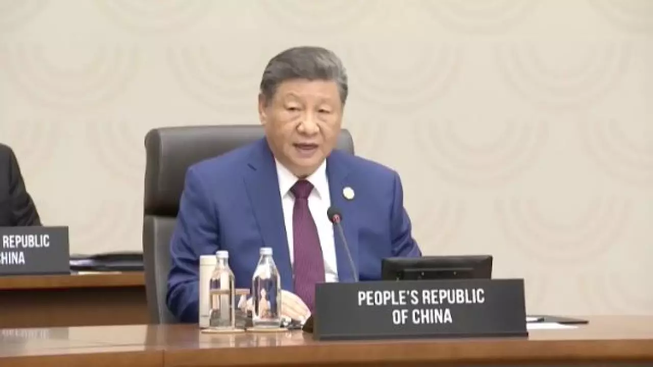 Китай предложил создать Всемирную организацию по контролю ИИ