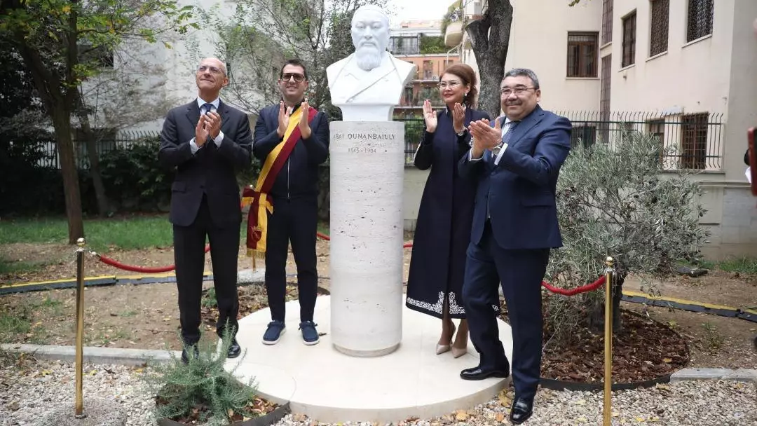 Рим қаласында Абайдың бюсті орнатылды