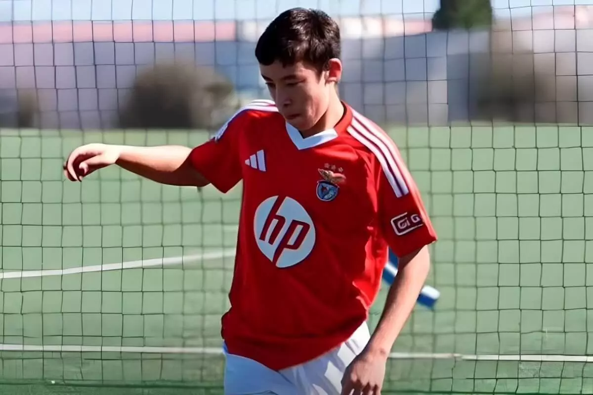 Казахстанец из «Бенфики» стал клиентом агентства топ-звёзд