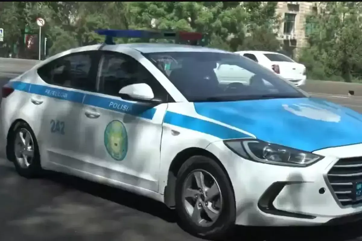 Водителя наказали за переделку глушителя без разрешения в Шымкенте