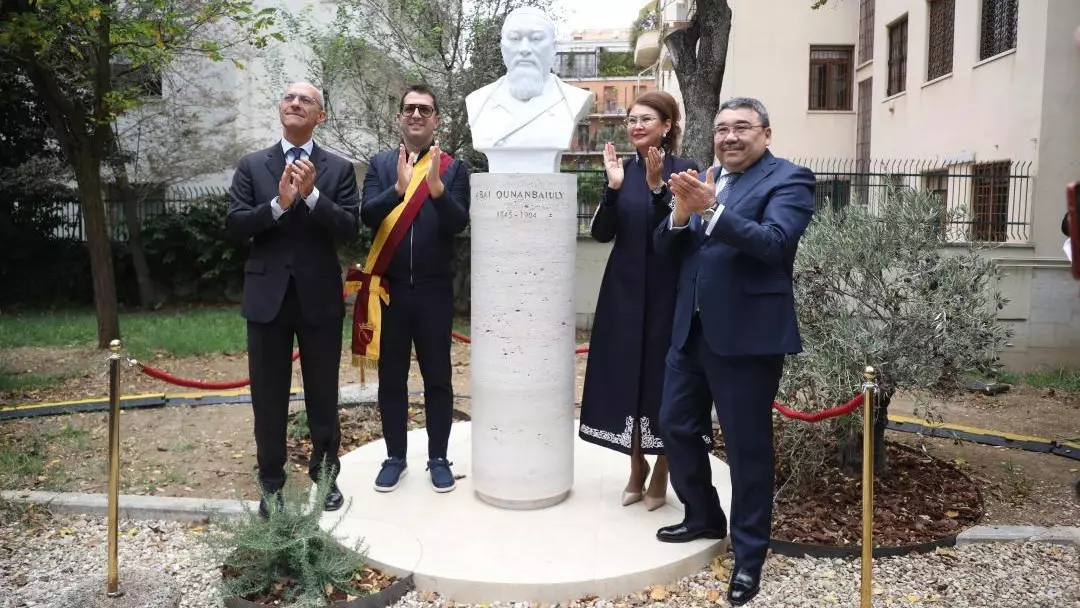 Рим қаласында Абайдың бюсті орнатылды