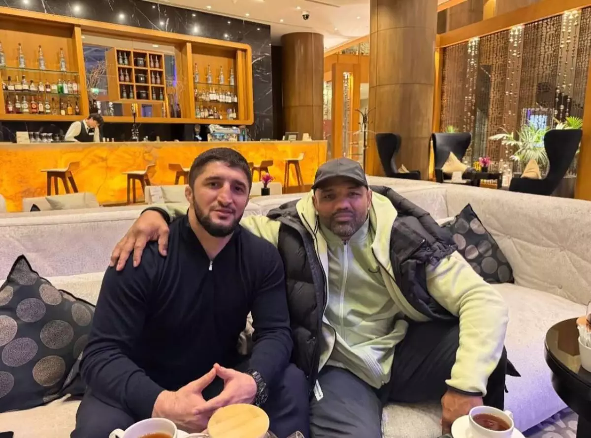 Әлемдік жарыстарға күрестірмей қойған соң Абдулрашид Садулаев ММА-ге ауыспақшы