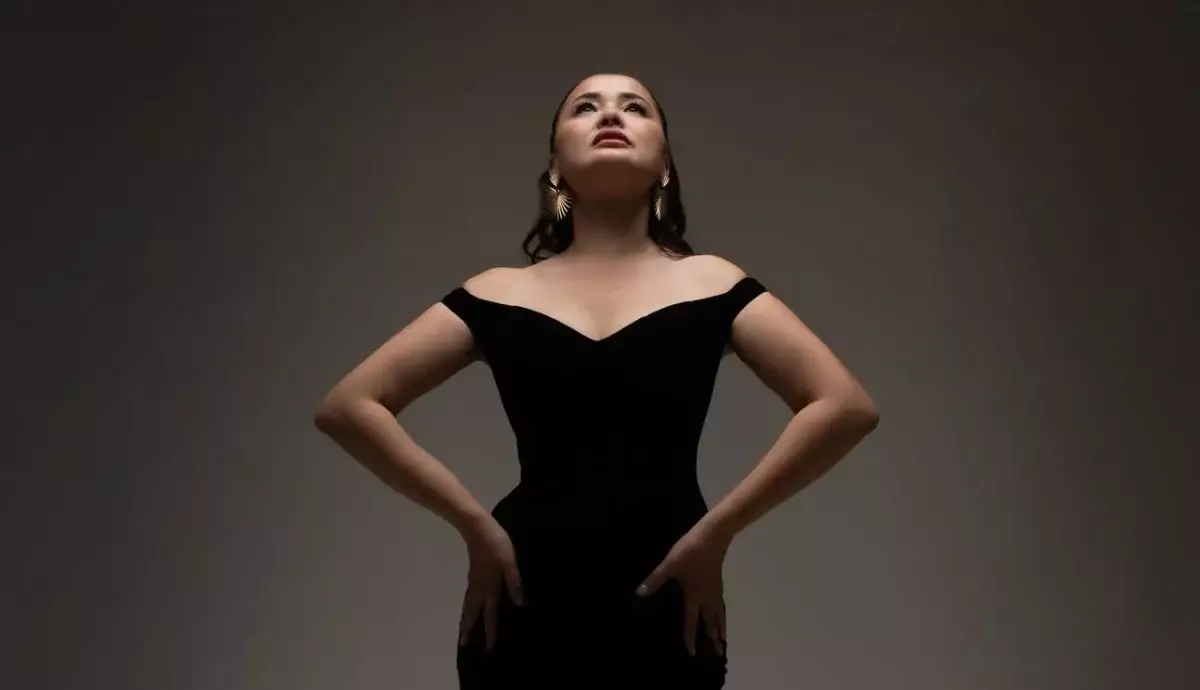 «Хотела прыгнуть с 24-го этажа»: жена Турсынбека Кабатова впервые открыто рассказала о разводе