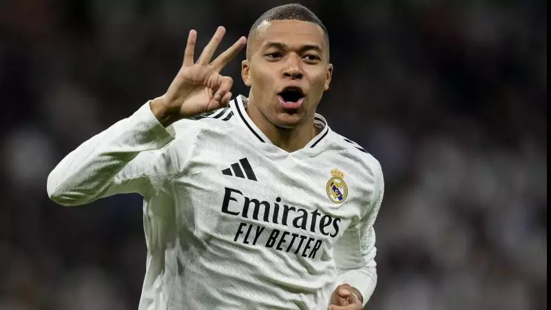 Мбаппе Тьерри Анридің рекордын жаңартты