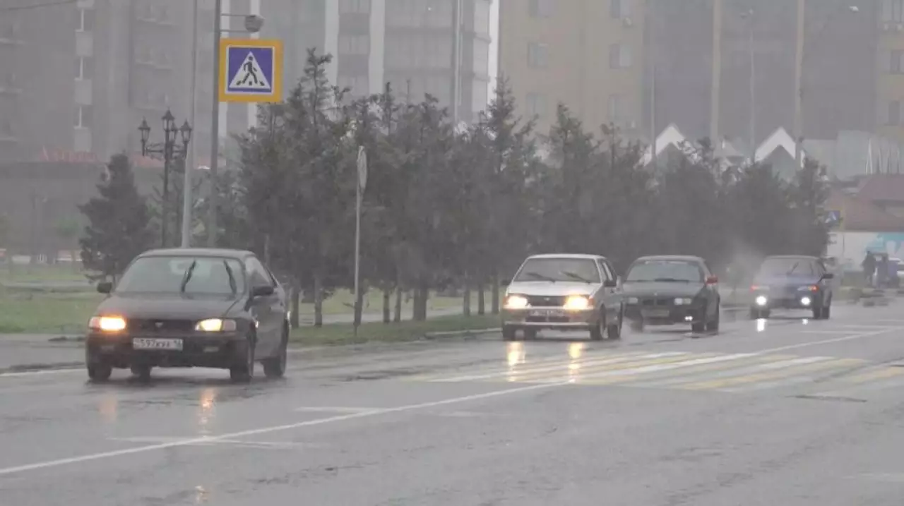 Абай облысында қар мен жаңбыр жауады   