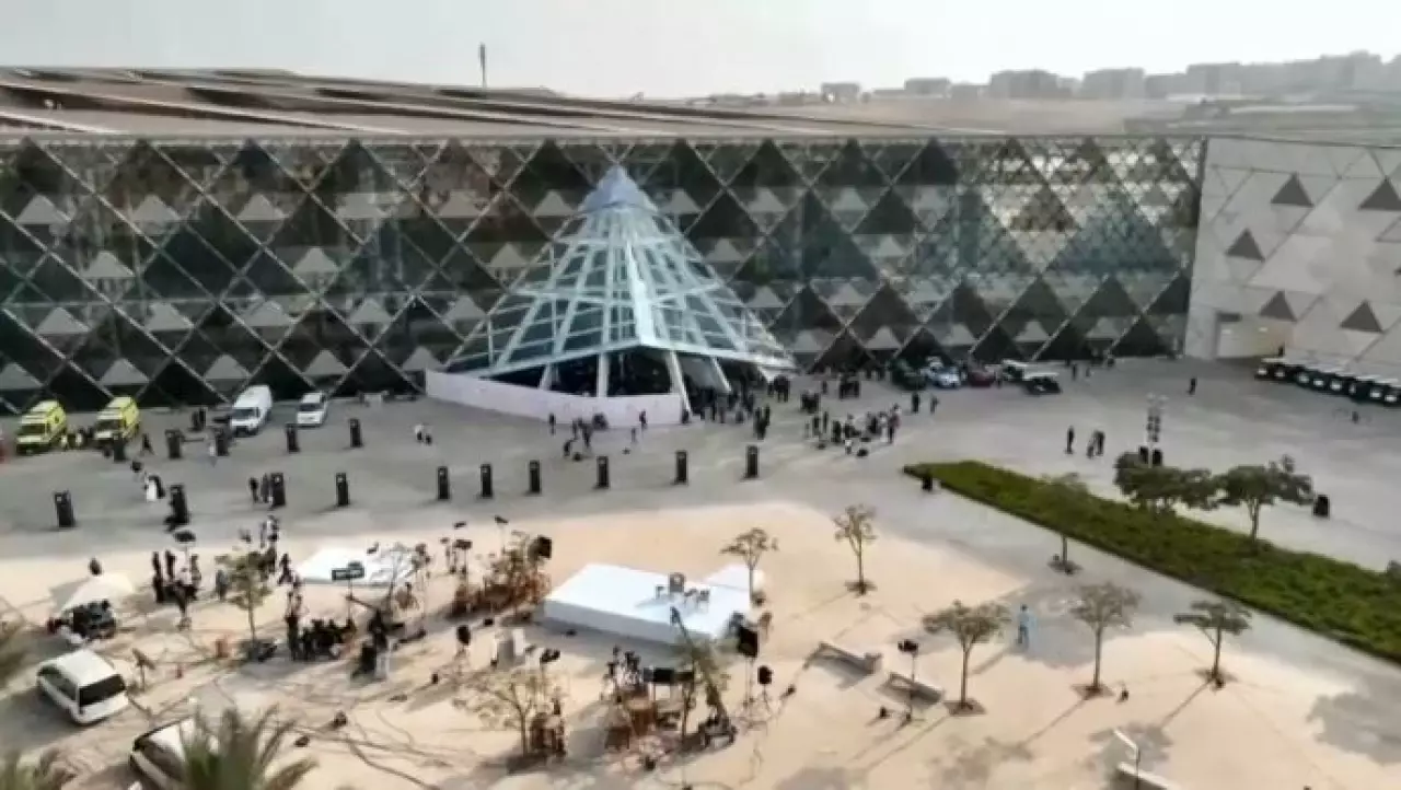 Крупнейший в мире музей открыли в Египте