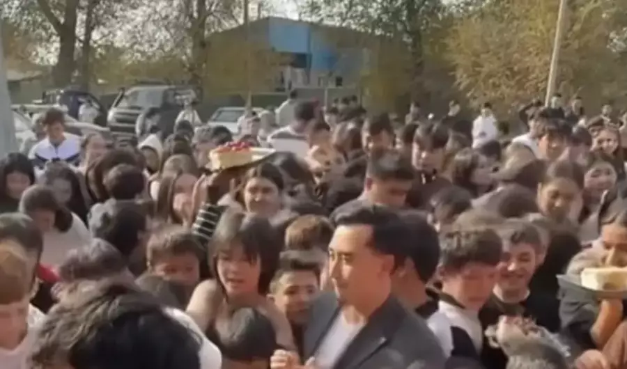 Алатауда тегін тағам аламын дегендер қысылып қалған: айыппұл салынады