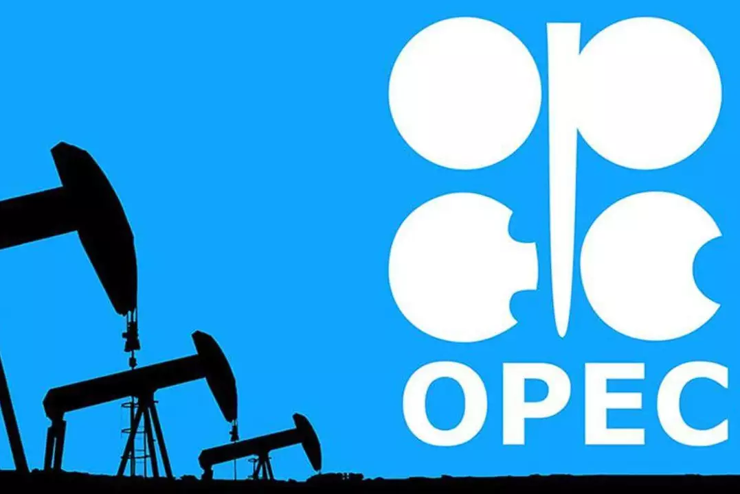 ОПЕК+ согласовала новое сокращение добычи и заморозит рост на зиму