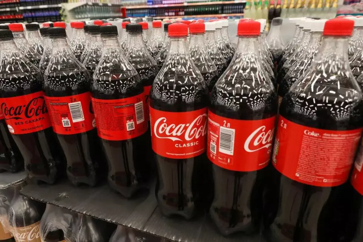 В России подросток решил повторить опыт с колой из видео: у него разорвало желудок - новости на Lada.kz 02.11.2025