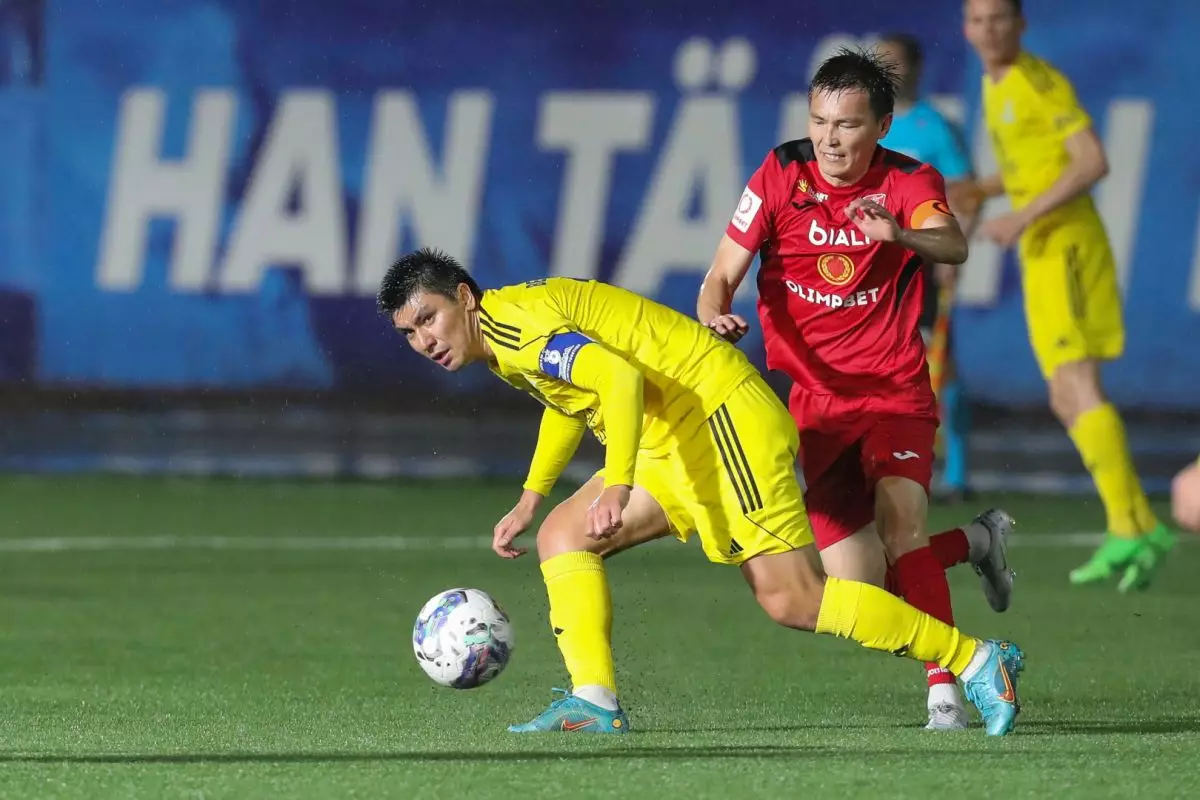 Үйдегі жалаңаш бөкселер фотосуреттері Кездейсоқ анальды порно