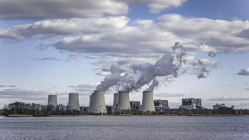 Ресей Иранда сегіз жаңа атом электр станциясын салады