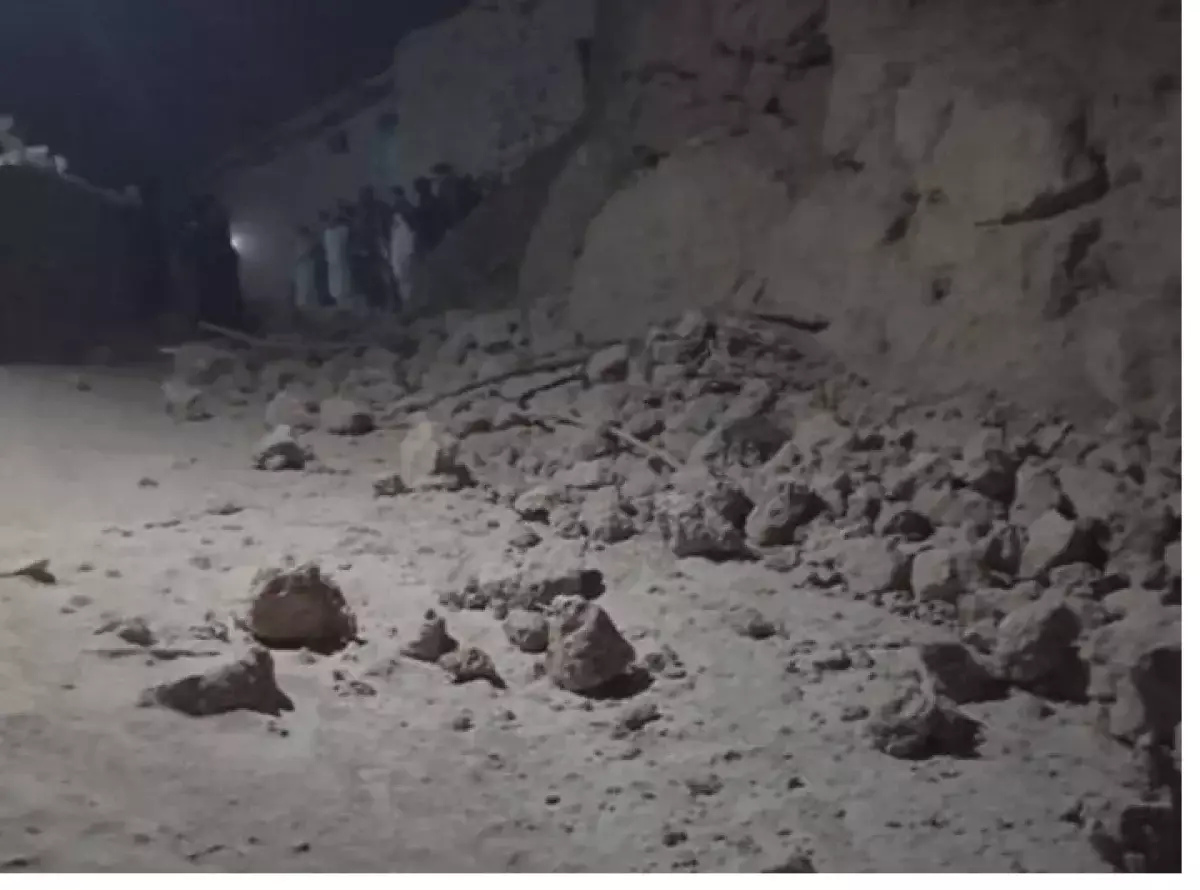 Мощное землетрясение на севере Афганистана: сообщается о жертвах