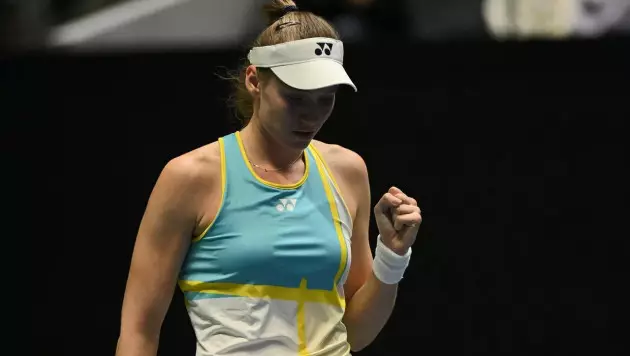 Названа победительница матча Швёнтек - Рыбакина на Итоговом турнире WTA