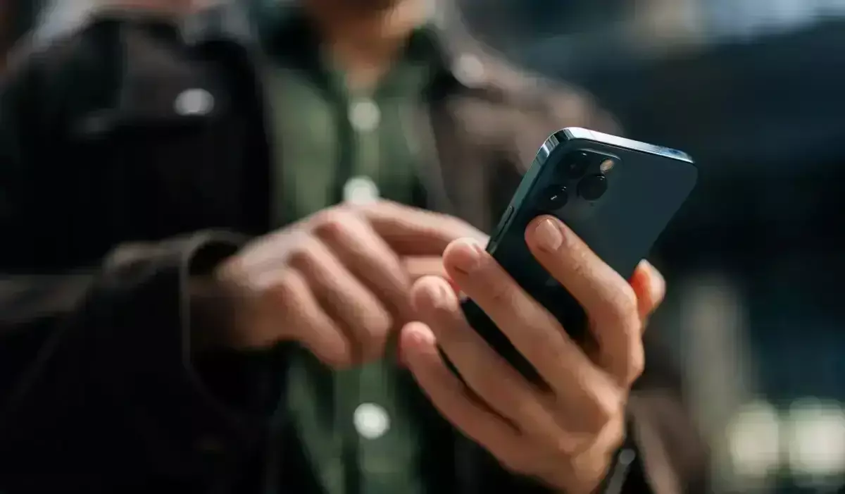 Фейкті шынайы ақпараттан ажыратудың бірнеше әдісі бар