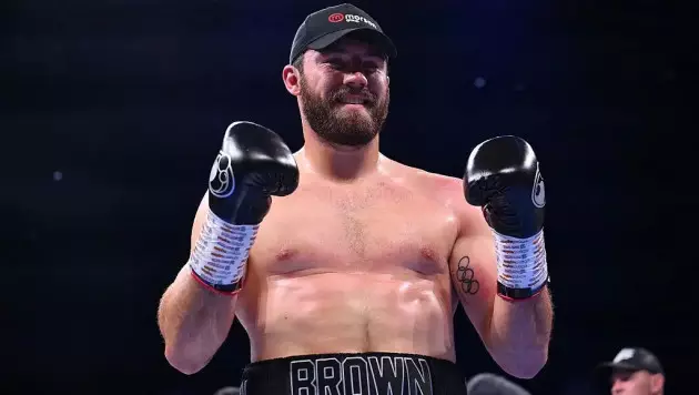 Ауыр салмақтағы боксшылардың айқасы дәл бір соққымен бітті