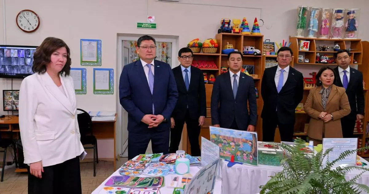  Министр Абай облысындағы ауыл мектептерінің білім сапасын тексерді 