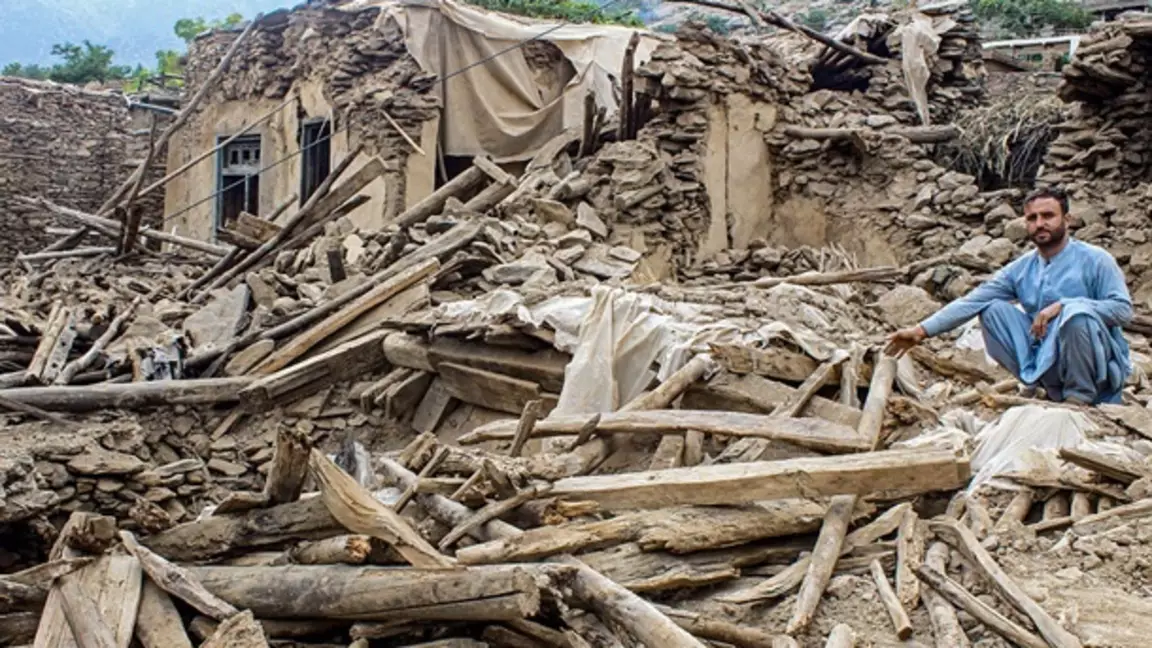 Ауғанстанда жер сілкінді: қаза тапқандар бар