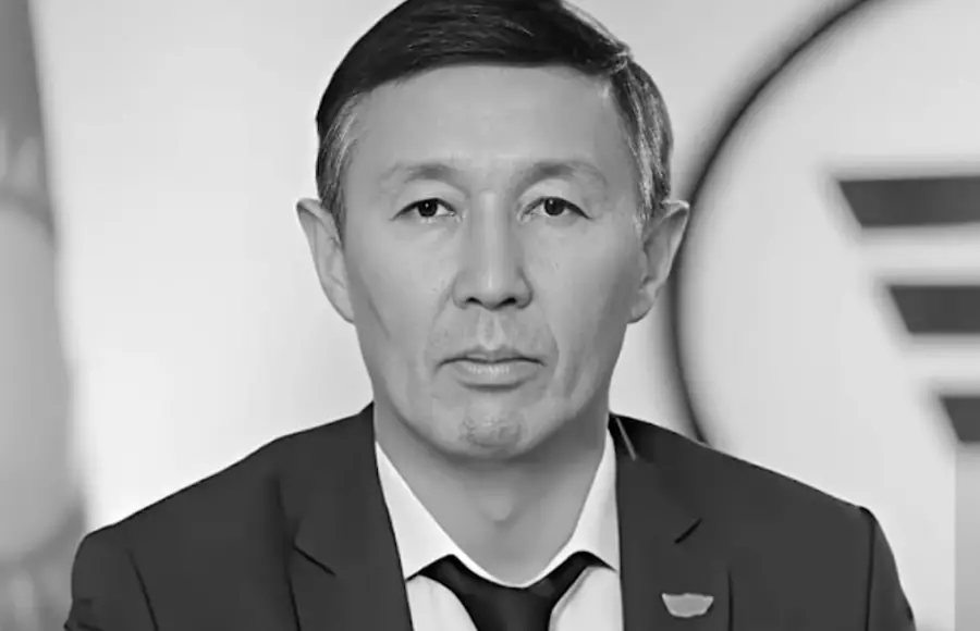 Танымал журналист Азат Рыстанбек дүниеден озды