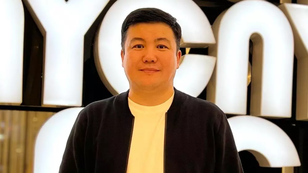 Скандал вокруг Турсынбека Кабатова: артист ответил на заявления Молдир Мукановой