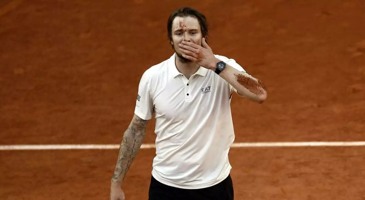 Казахстанский теннисист Александр Бублик заработал сотни миллионов