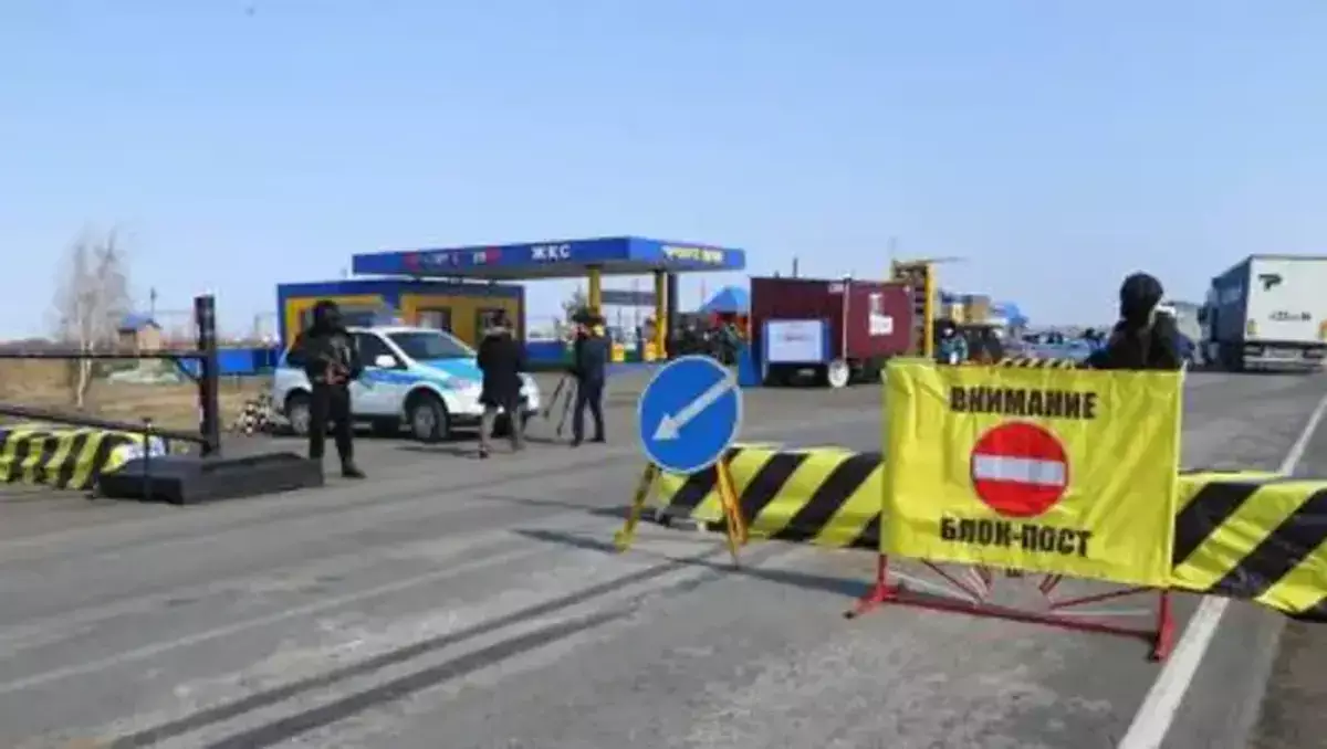 Ножевое ранение полицейского: на дорогах Костанайской области выставлены блок-посты - новости на Lada.kz 03.11.2025